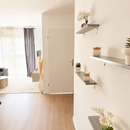 Modern Close To Paris And Clichy-sous-Bois